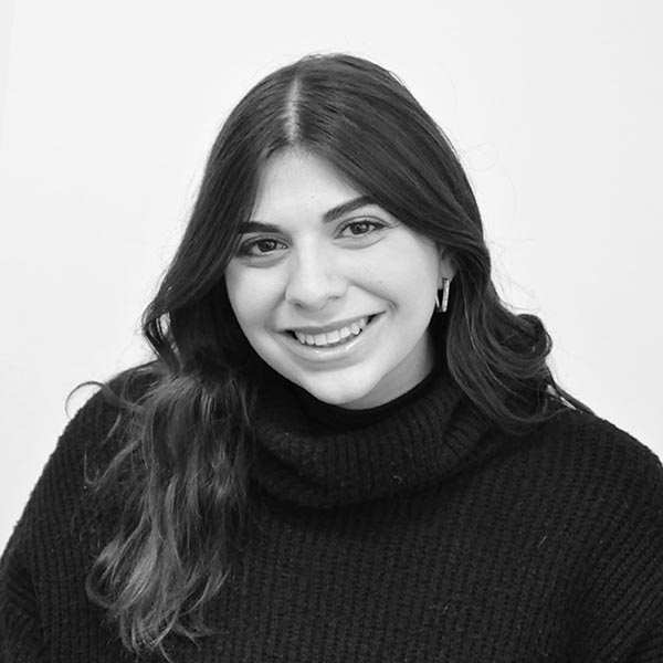 Alessia Santoro | Sales Assistant |