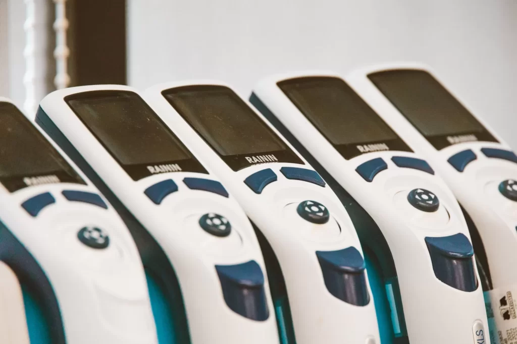 Row of medical electronic devices